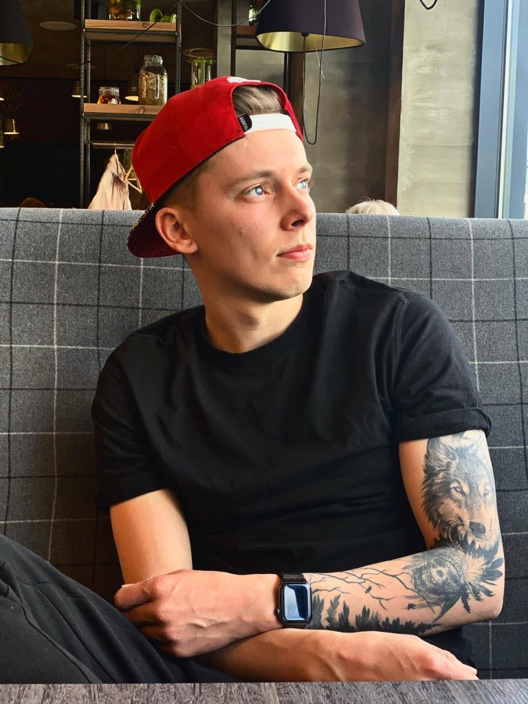 A profile picture of Lukas Klimantavičius sitting